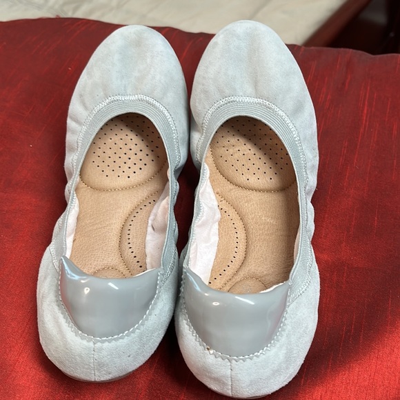 Lands’ End Suede Ballet flats - Picture 5 of 10